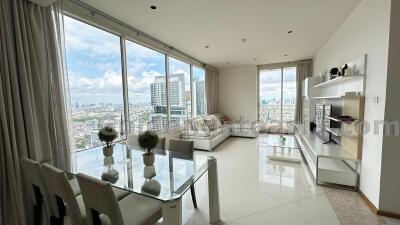 3 Bedrooms condo for rent at The Empire Place Sathorn.