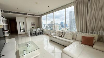 3 Bedrooms condo for rent at The Empire Place Sathorn.