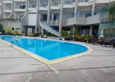 2BEDROOM CONDO PRATAMNUK FOR SALE