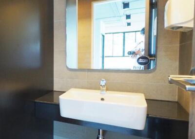 Modern bathroom with sink and mirror