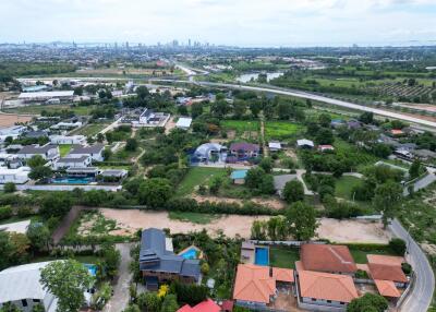 Land available in East Pattaya L011744