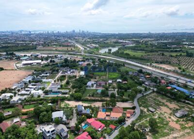 Land available in East Pattaya L011744