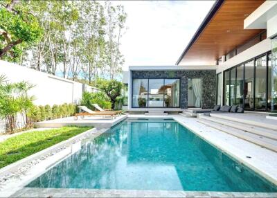 Luxurious pool villa in krabi