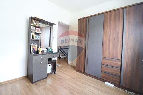 110 Sqm., 3 Beds, 2 Baths Townhouse listed for ฿ 2,500,000.