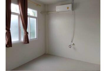 30 Sqm. Townhouse listed for ฿ 1,310,000.