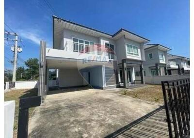 228 Sqm. Townhouse listed for ฿ 4,400,000.