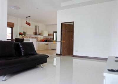 3 bedroom Private Pool Villa in Sattahip