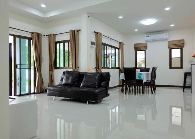 3 bedroom Private Pool Villa in Sattahip