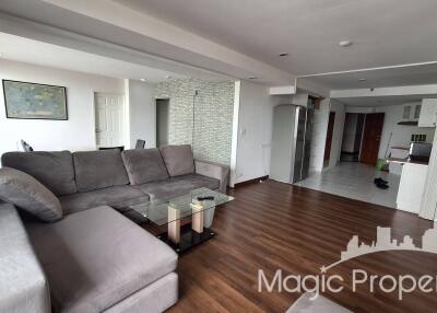 2 Bedroom Condo For Sale in Supalai Park Phaholyothin, Chatuchak, Bangkok