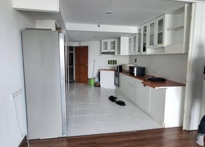 2 Bedroom Condo For Sale in Supalai Park Phaholyothin, Chatuchak, Bangkok