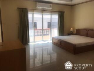 1-BR Apt. near MRT Sukhumvit