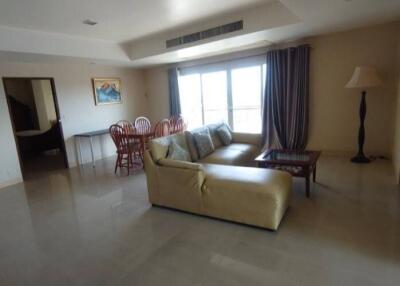 2-BR Condo near BTS Phra Khanong