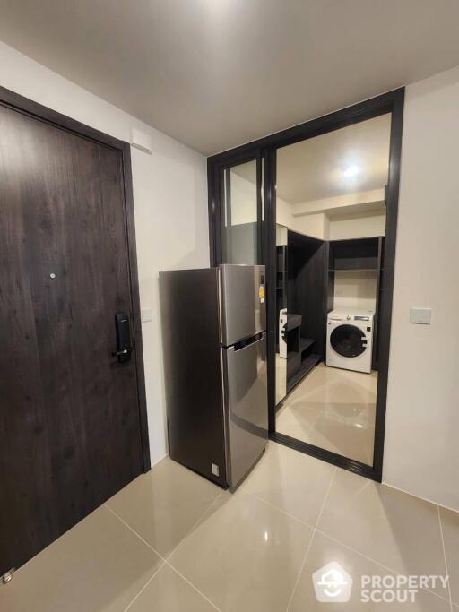 1-BR Condo at Xt Huaikhwang near MRT Huai Khwang