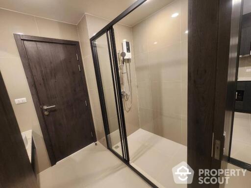 1-BR Condo at Xt Huaikhwang near MRT Huai Khwang