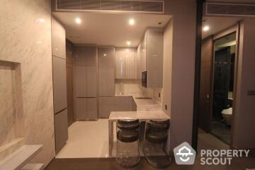 1-BR Condo at The Esse At Singha Complex near MRT Phetchaburi (ID 392703)