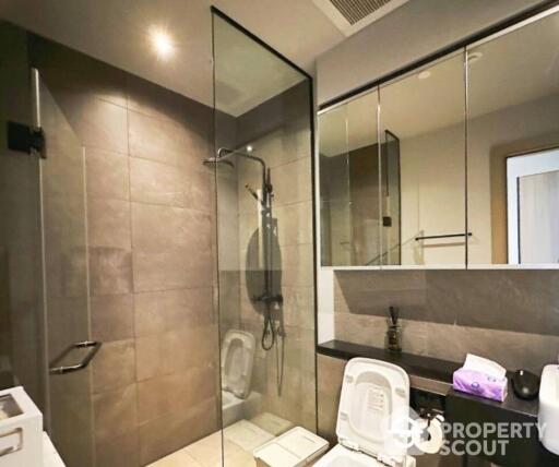 2-BR Condo at The Lofts Asoke near MRT Phetchaburi