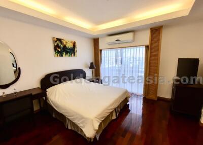 3 Bedrooms Modern Furnished Apartment - Sathorn