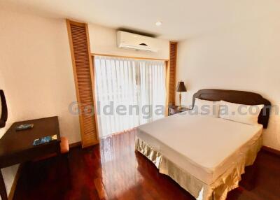 3 Bedrooms Modern Furnished Apartment - Sathorn