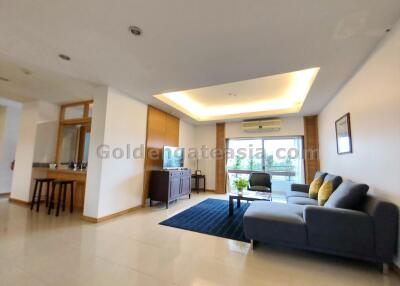 3 Bedrooms modern furnished apartment - Sathorn