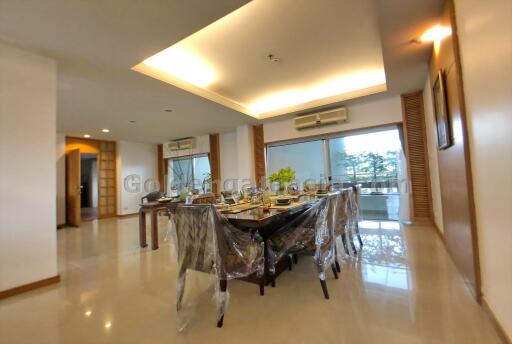 3 Bedrooms modern furnished apartment - Sathorn