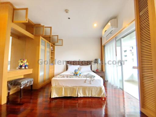 3 Bedrooms modern furnished apartment - Sathorn