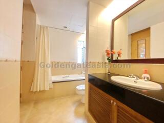 3 Bedrooms modern furnished apartment - Sathorn