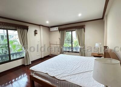 3 Bedrooms House with Garden in Compound - Sathorn