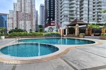 Pet-Friendly 41Bed Condo on High Floor with Good Air Circulation