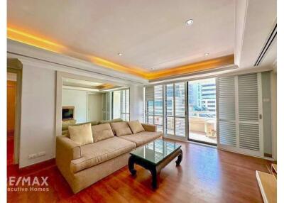 2 Bed Condo for Rent near BTS Ploenchit, Sukhumvit Soi, 7 Mins Walk to BTS Chit Lom