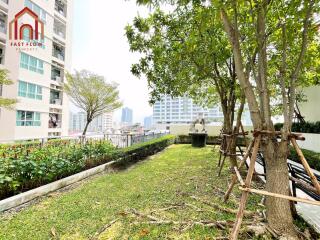 Outdoor garden space in residential building