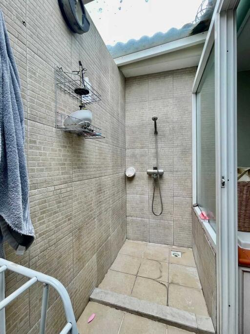 Modern bathroom with shower area