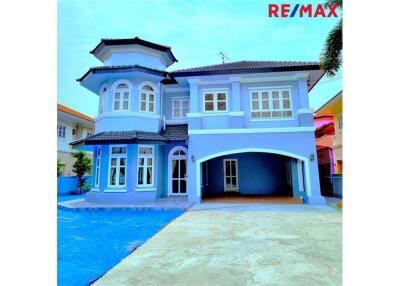 230 Sqm., 3 Beds Townhouse listed for ฿ 5,500,000.