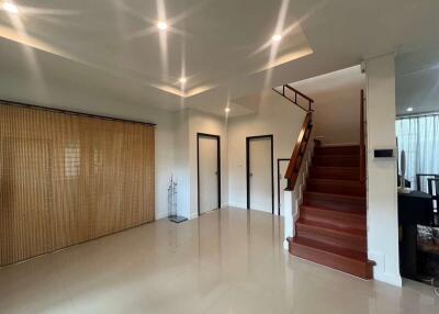 Spacious 4-Bedroom Home at Supalai Primo Mahidol, Near Schools, City Centre