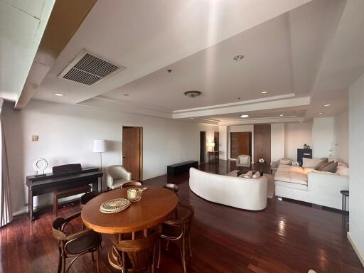 2-bedroom spacious condo for sale close to Icon Siam