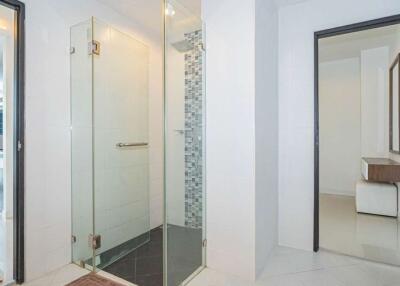 2 Bedroom, 2 Bathroom Fully Furnished Condo For Sale : The Jigsaw 2 Condo