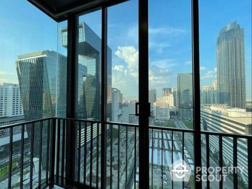 1-BR Condo at Condolette Midst Rama 9 near MRT Phra Ram 9