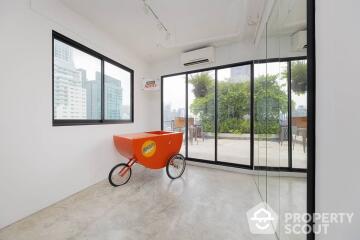 2-BR Condo at Supalai Premier Place Asok near MRT Phetchaburi