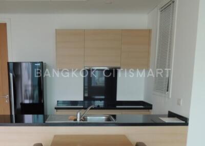 Condo at Wind Sukhumvit 23 for rent