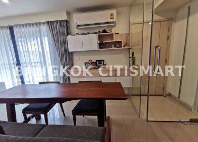 Condo at Maestro 03 Ratchada for sale