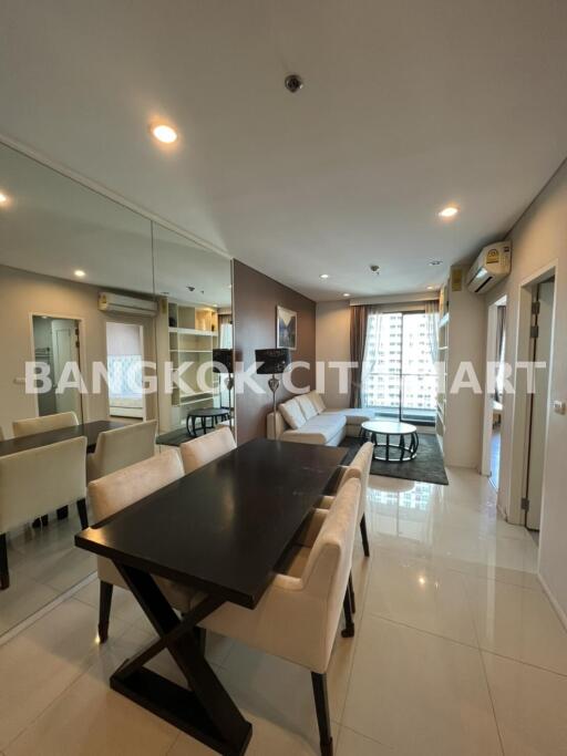 Condo at Villa Asoke for rent