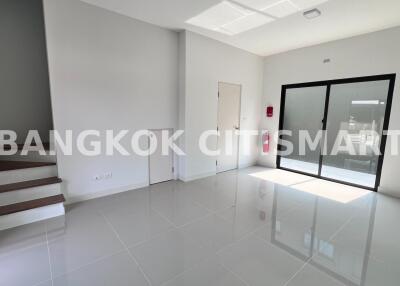 Townhouse at Pleno Town Rangsit Klong 4-Wongwaen for rent