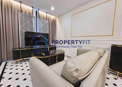 Noble Ploenchit – 1 bed