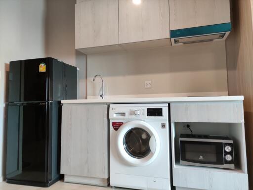 Life One Wireless - One Bedroom Condo for Rent 600 m. to BTS Phloen Chit