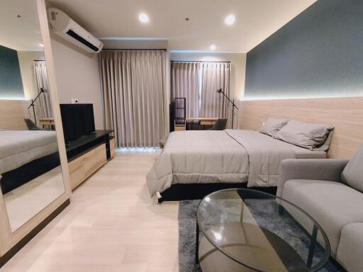 Life One Wireless - One Bedroom Condo for Rent 600 m. to BTS Phloen Chit