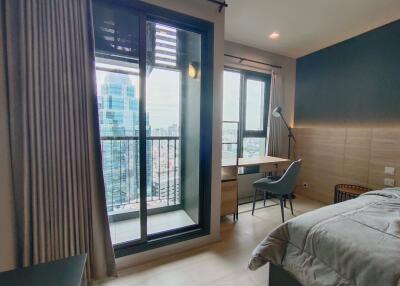 Life One Wireless - One Bedroom Condo for Rent 600 m. to BTS Phloen Chit