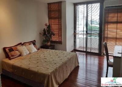 Neo Aree Sukhumvit 26 - Exceptional Contemporary Four Bedroom Condo for Rent in Khlong Toei