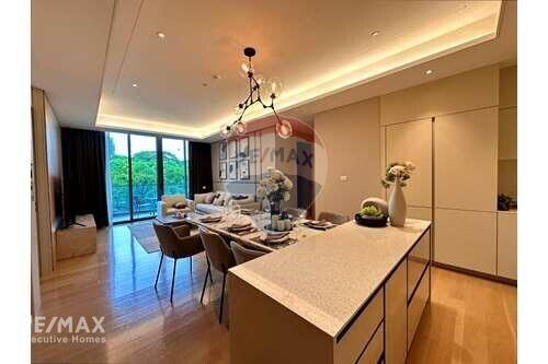 Stunning Fully Furnished Condo at BAAN SINDHORN