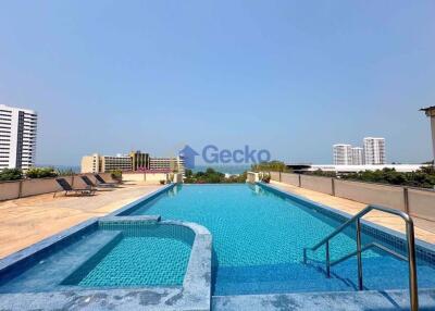 2 Bedrooms Condo in Executive Residence 1 Pratumnak C011750