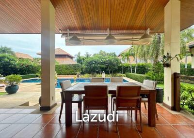 White Lotus 2 : 5 Bedroom, Balinese Style, Luxury Pool Villa close to Hua Hin Town