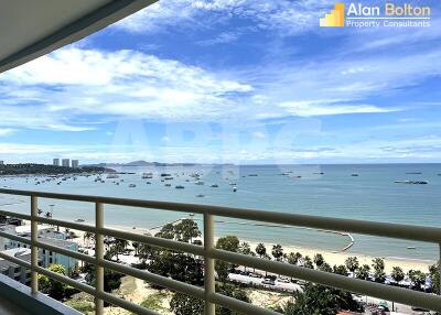 Front Facing Ocean View 1 Bed 2 Bath Condo in Central Pattaya CR6471